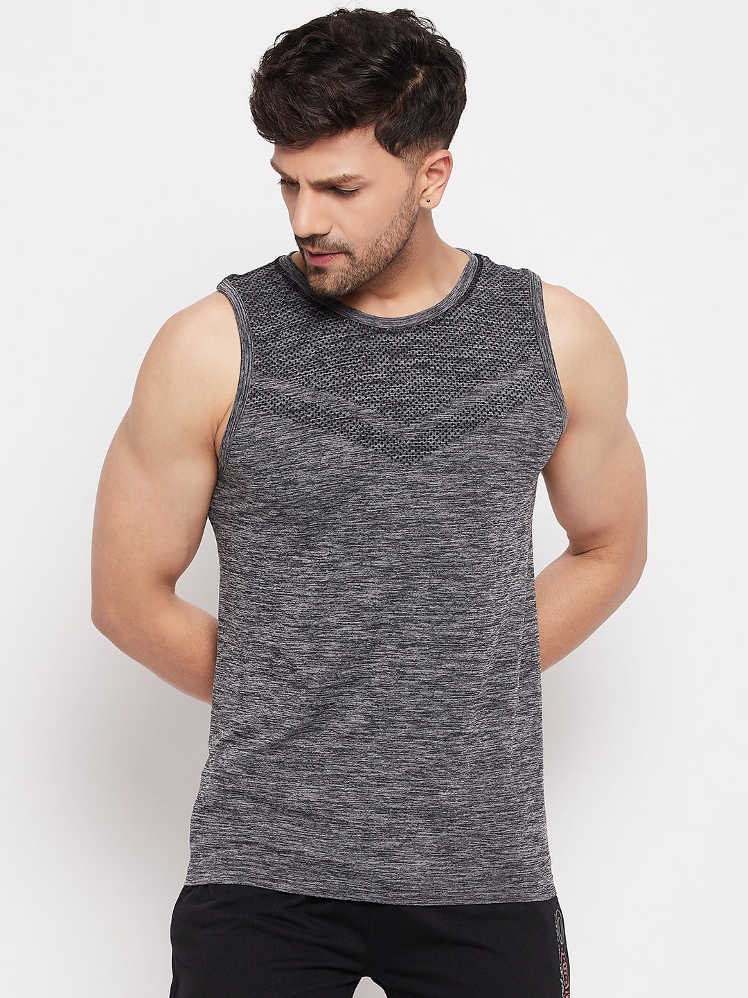 C9 Airwear Seamless Men's Sando/Vests with Round Neck and Textured Knit